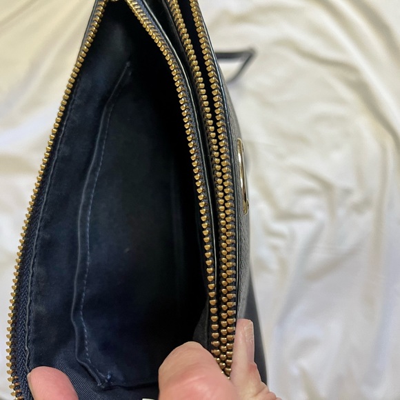 Coach Navy Blue shoulder/cross body purse - Picture 4 of 4